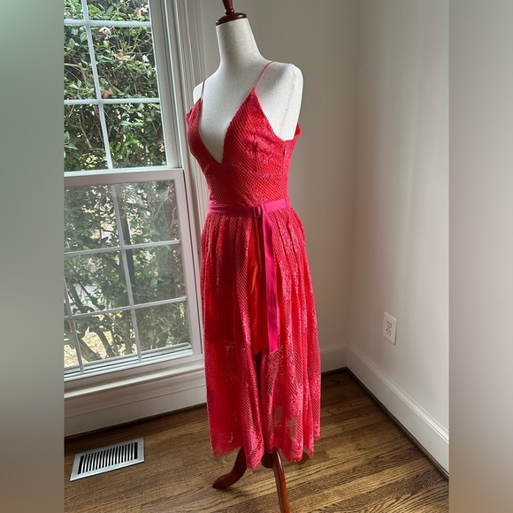 FREE PEOPLE NWT Red Orange Lace Dress Plunging V Sexy Back - Picture 7 of 10